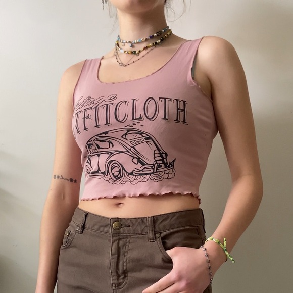 Pink cropped tank top - Picture 2 of 3